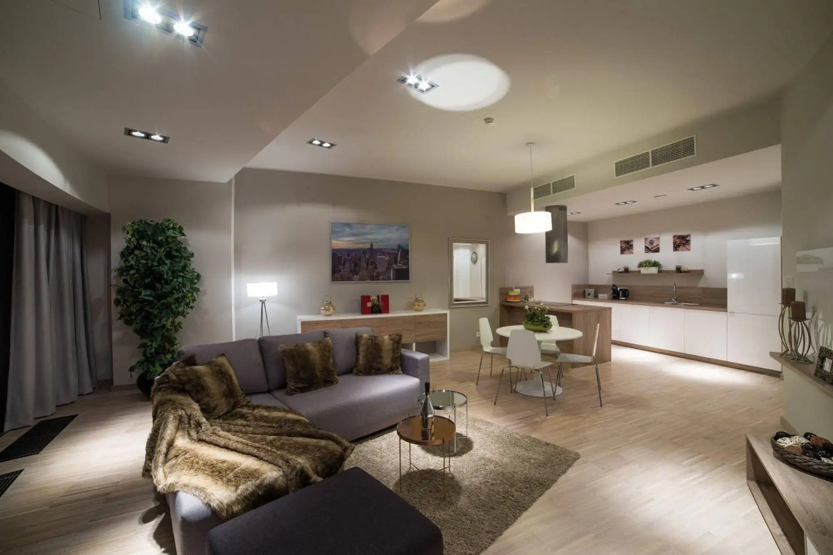 In The Sky - Sky Tower Apartments