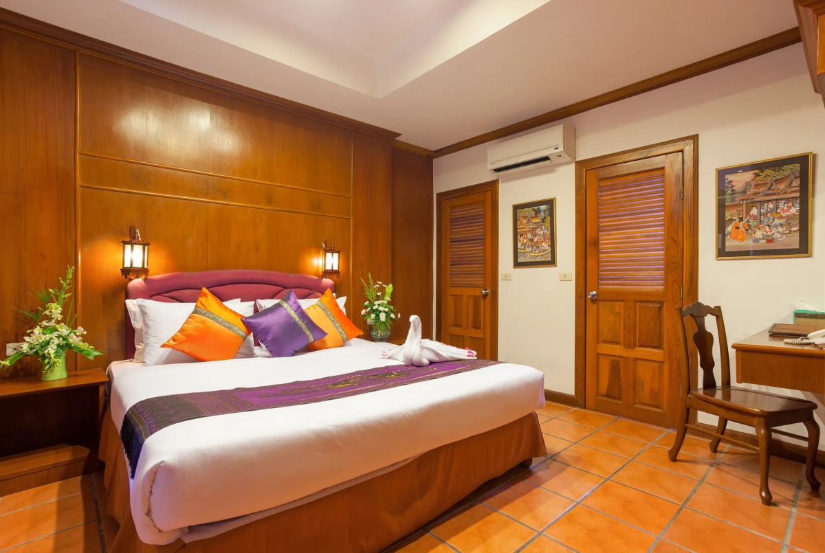 Royal Phawadee Village