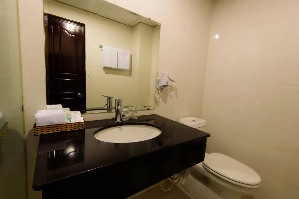 Central Park Saigon Hotel