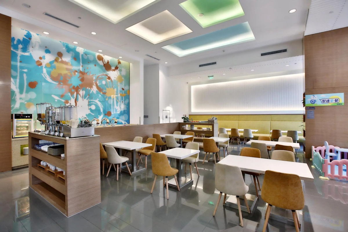 Отель Holiday Inn Express Langfang Park View