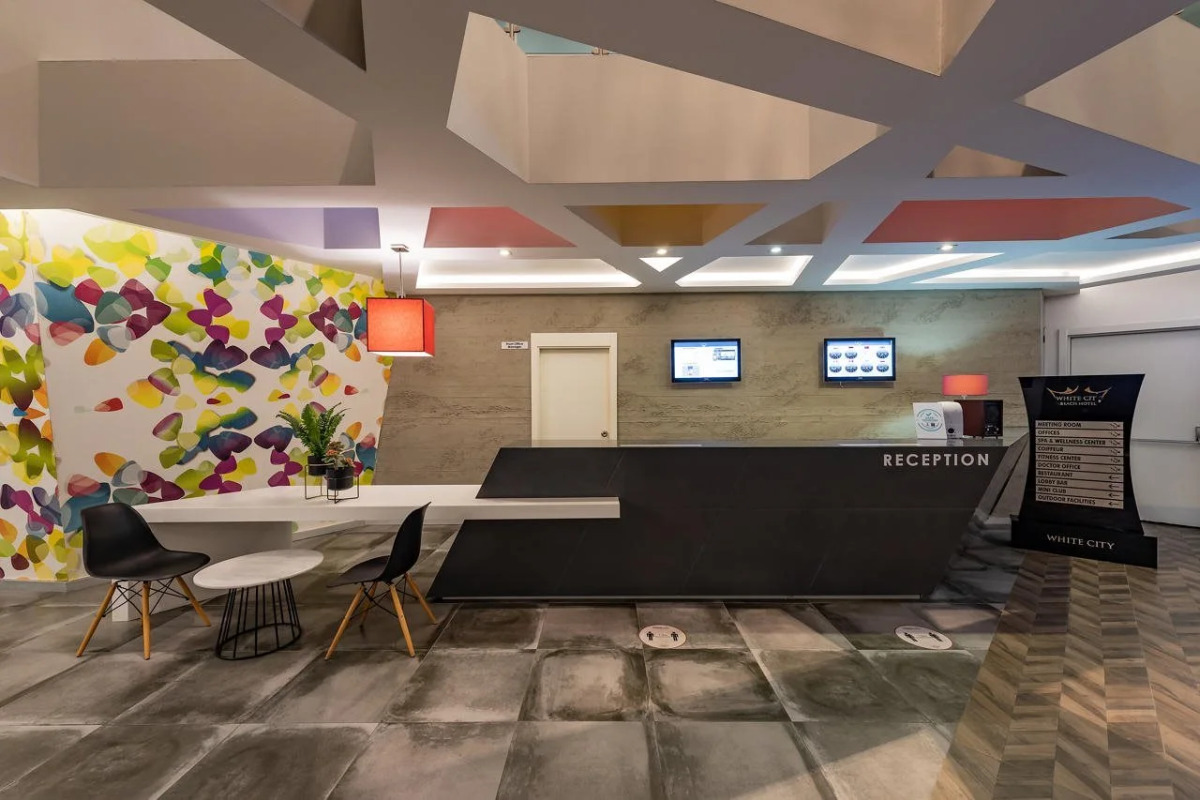 White City Beach - Adults Only