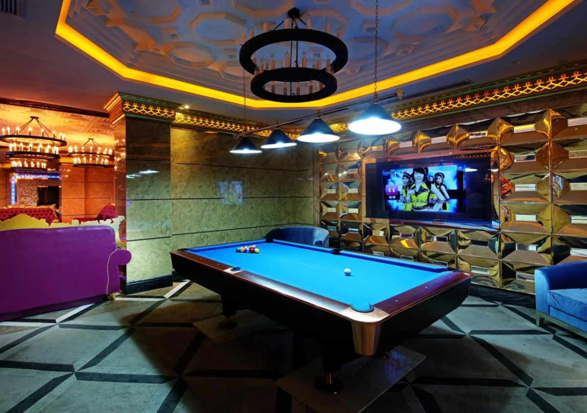 Royal Mediterranean Hotel