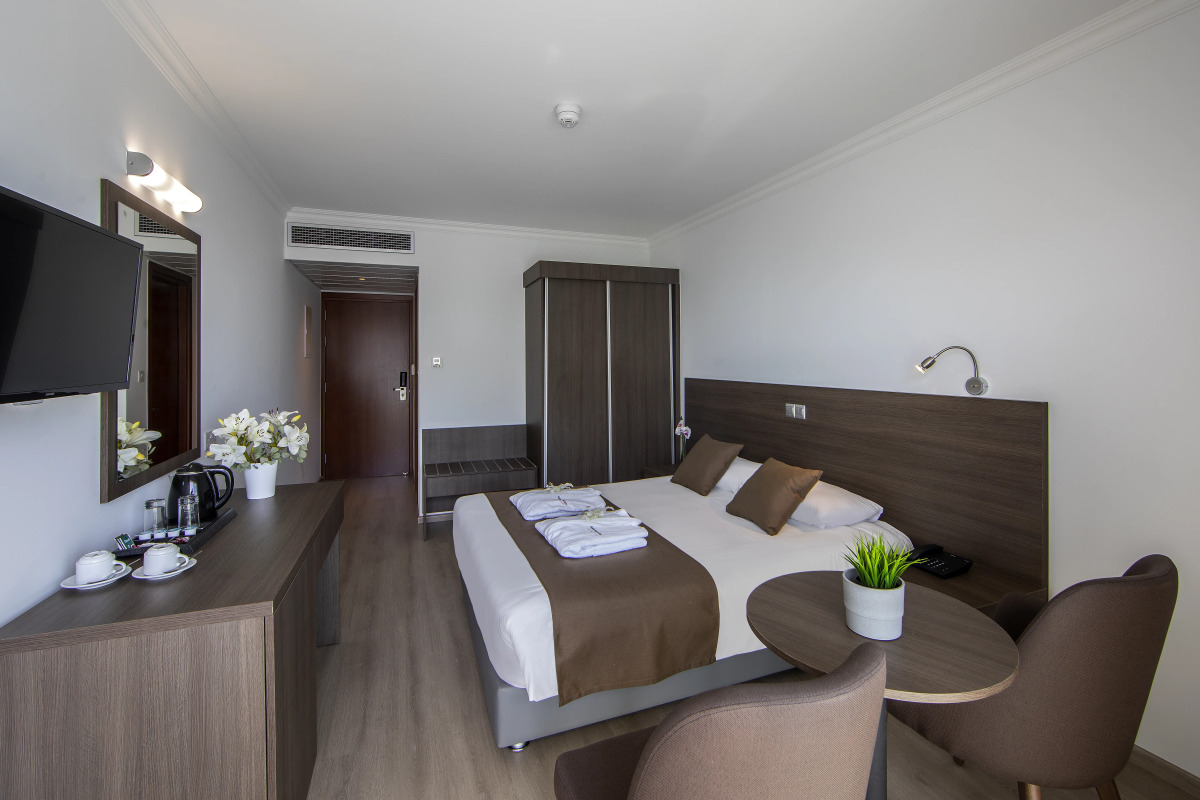 Kapetanios Limassol Hotel