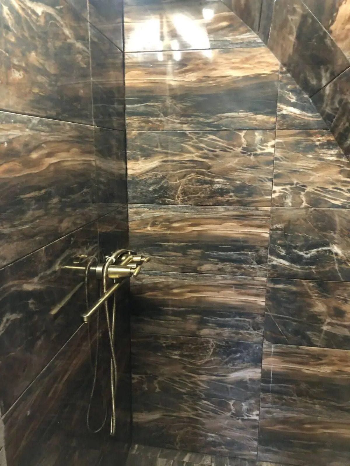 Shale kenje house (Шале кенже хаус)