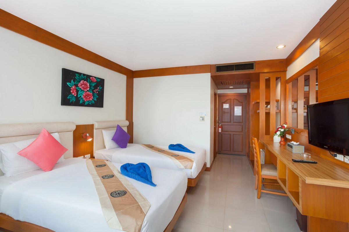 Курортный отель Baumancasa Beach Resort