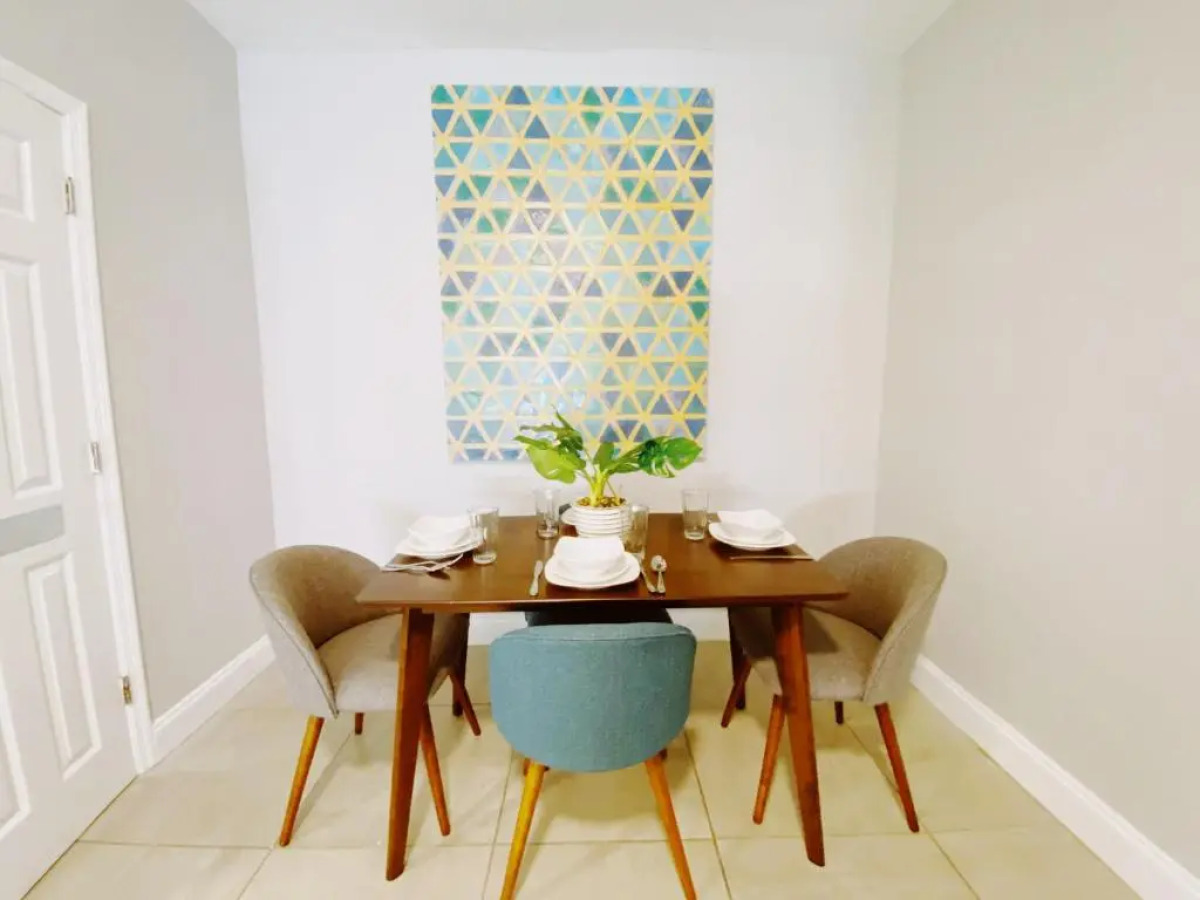 Miami International by Lowkl