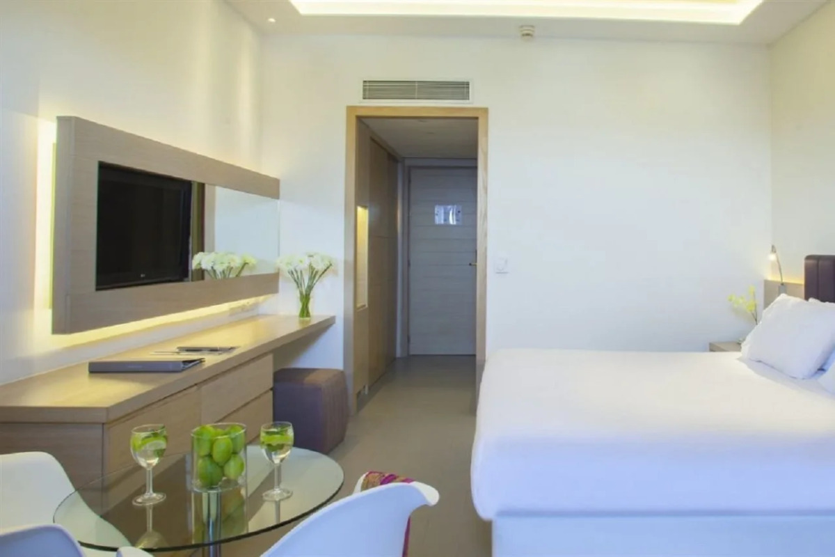 Royal Apollonia by Louis Hotels