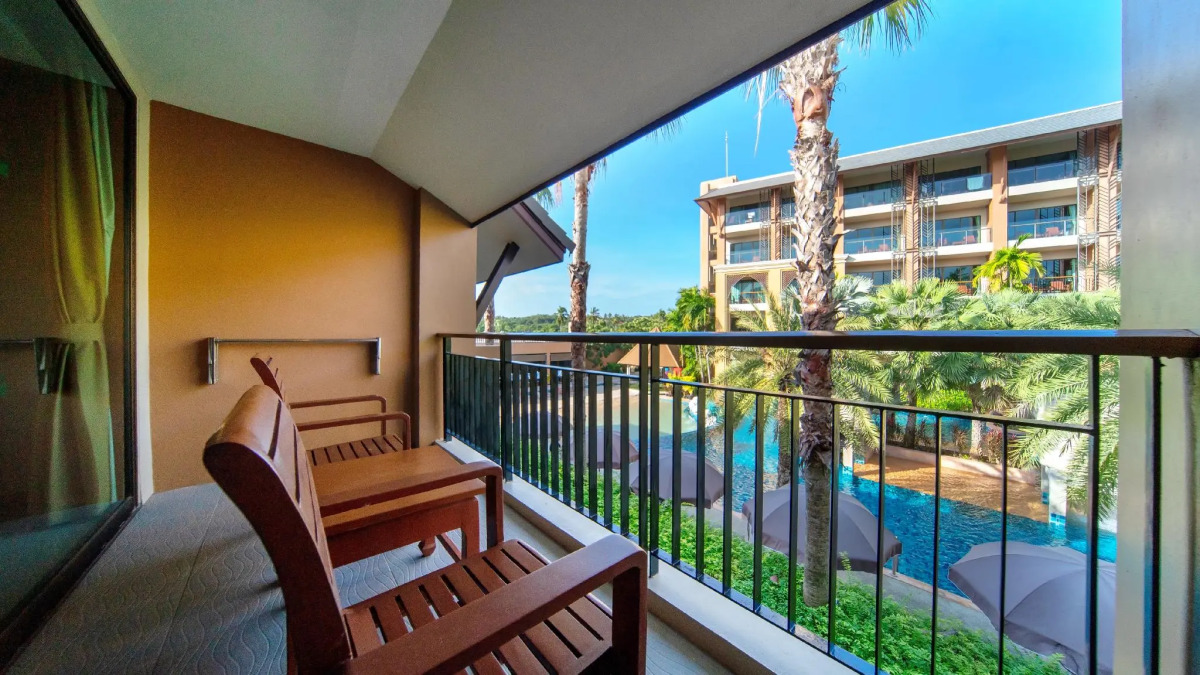 Отель Rawai Palm Beach Resort