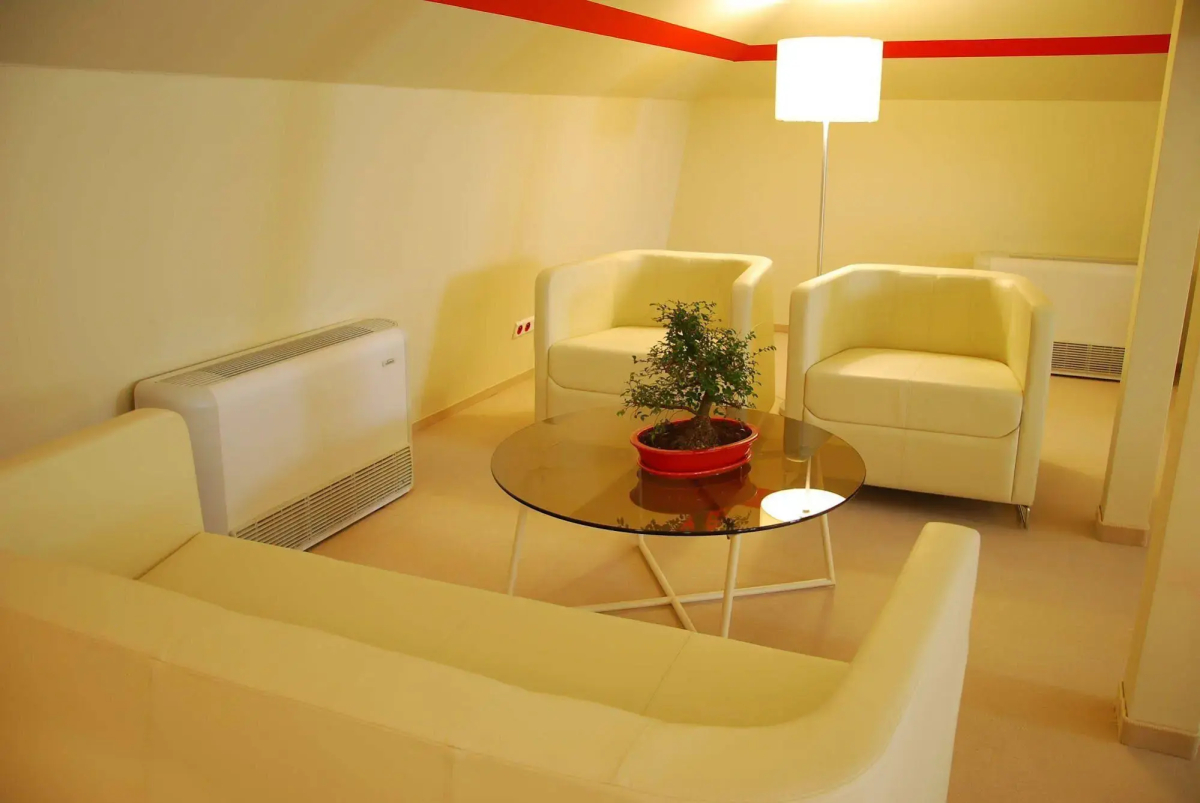Home ApartHotel