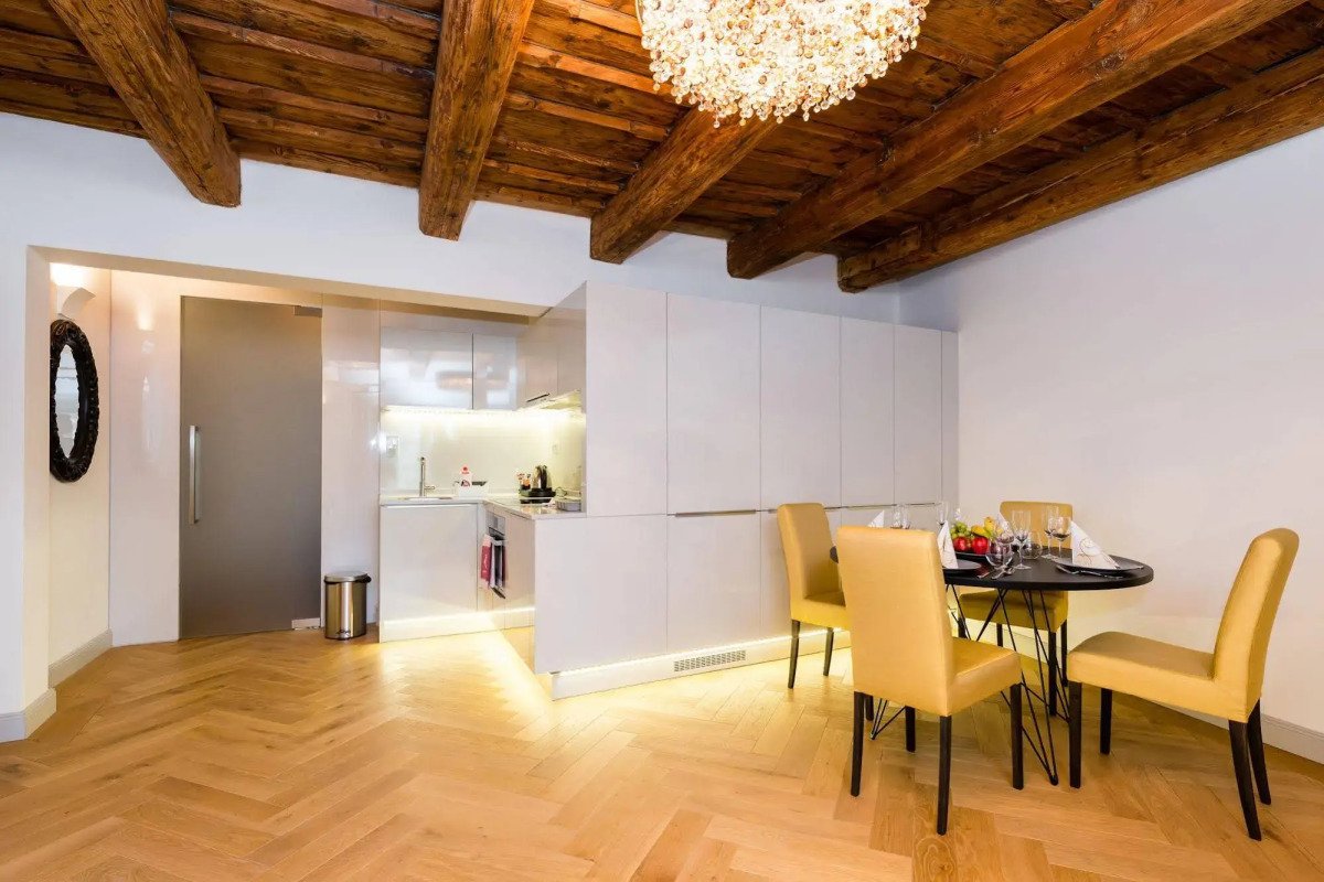 Old Royal Post Boutique Hotel & Premium Suites