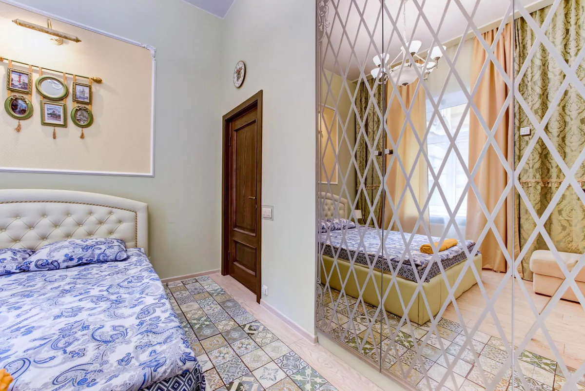 Апартаменты на улице Большая Морская