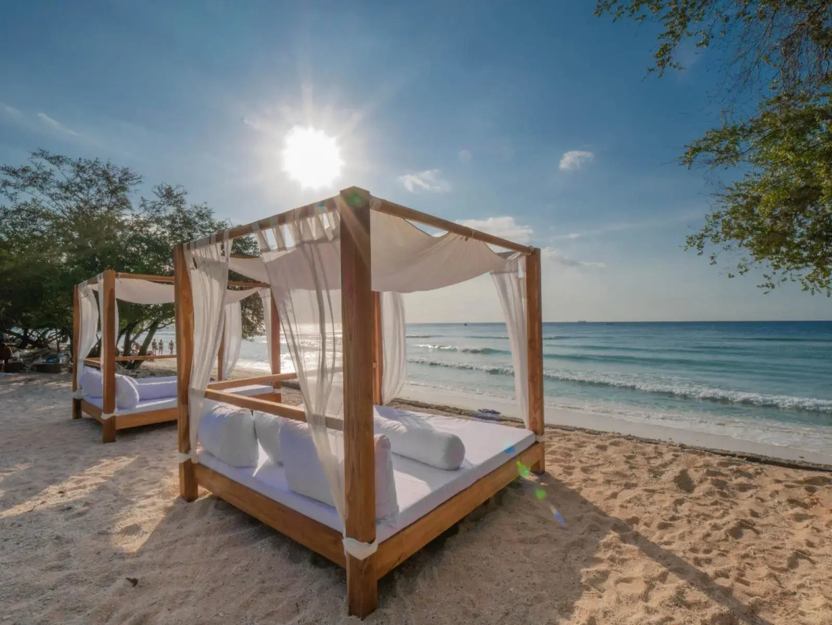 Jambuluwuk Oceano Resort Gili Trawangan