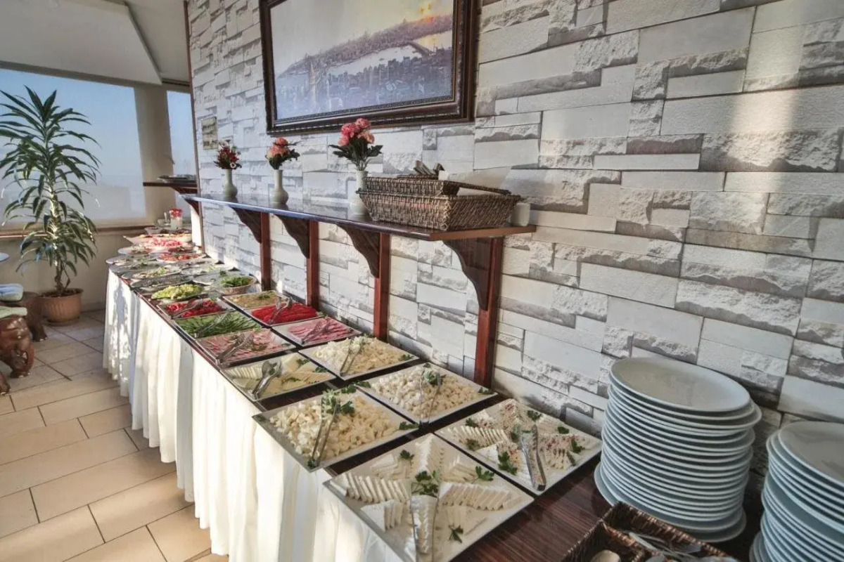 Artefes Hotel Old City