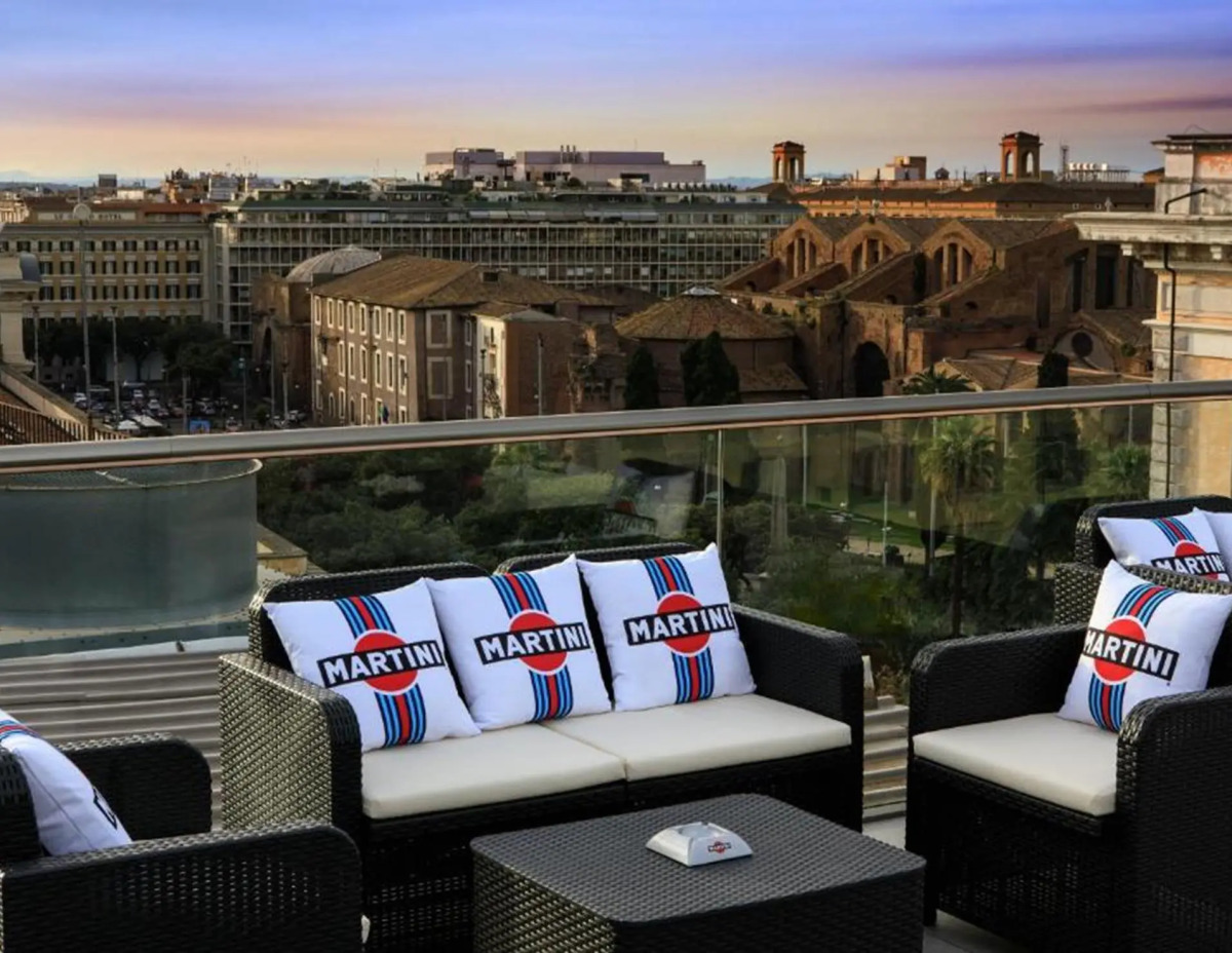 Отель Golden Tulip Rome Piram