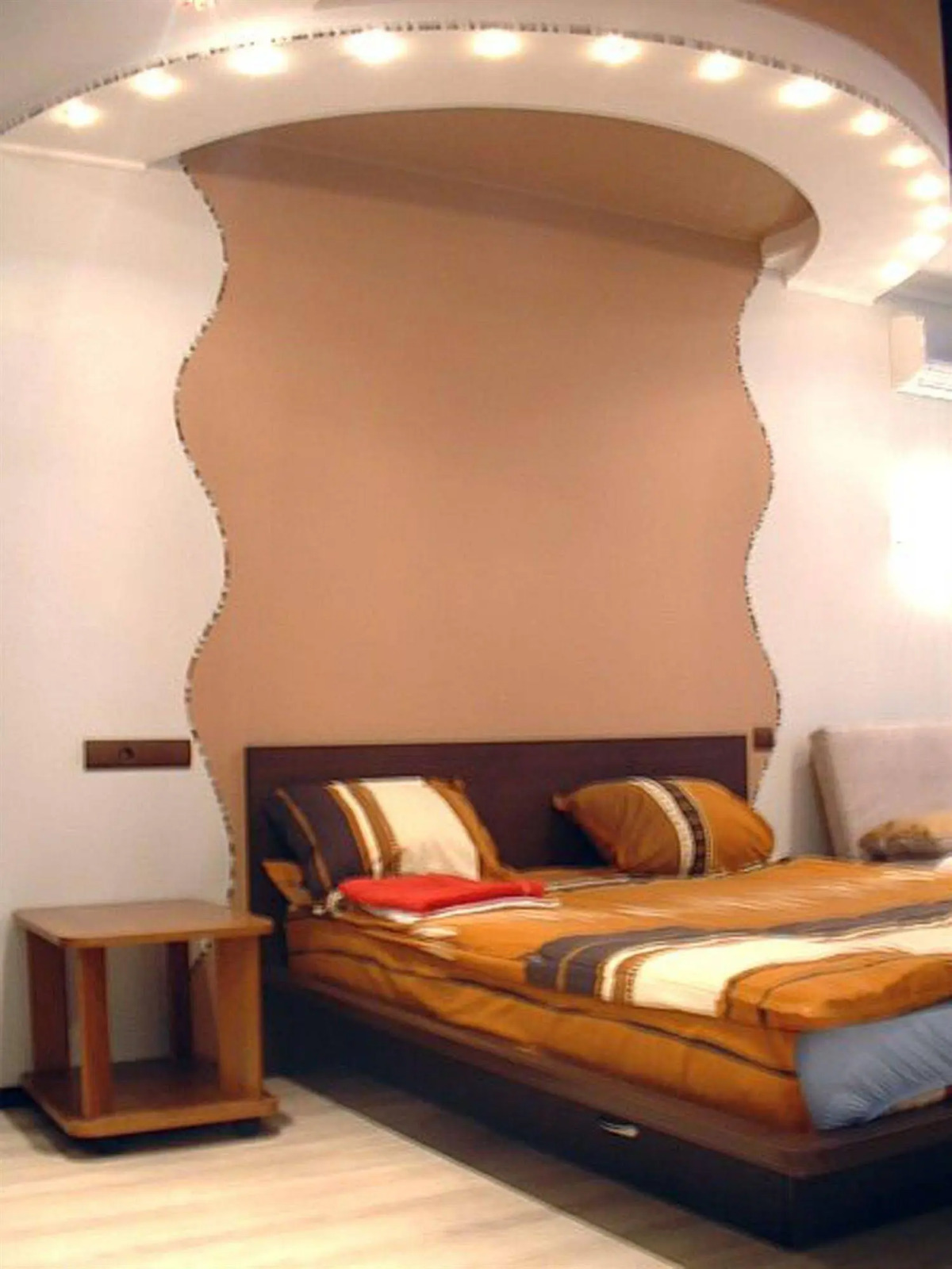 Апартаменты UKR Apartments