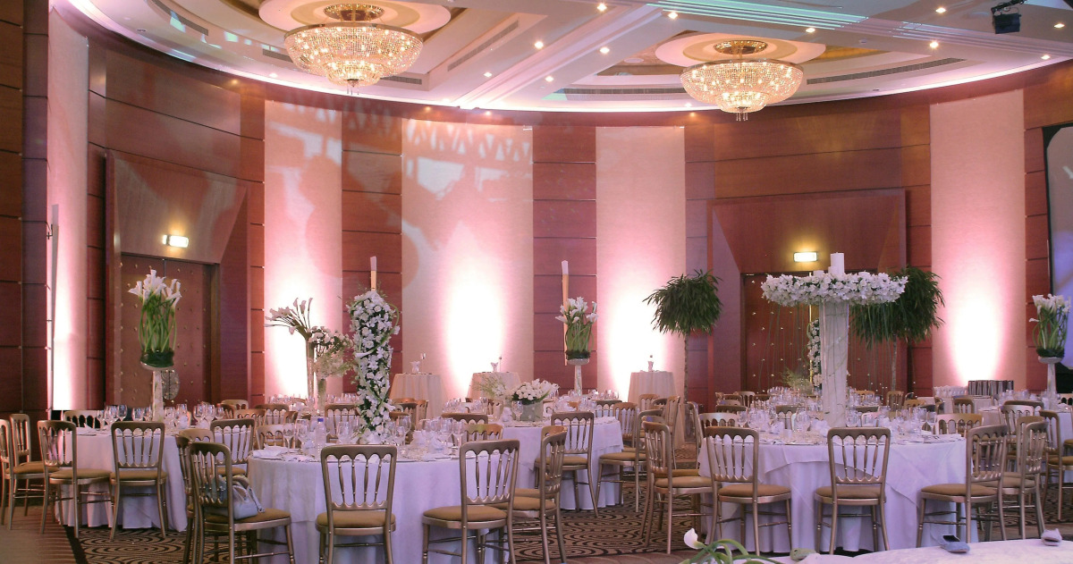 Отель Swissotel Al Murooj Dubai