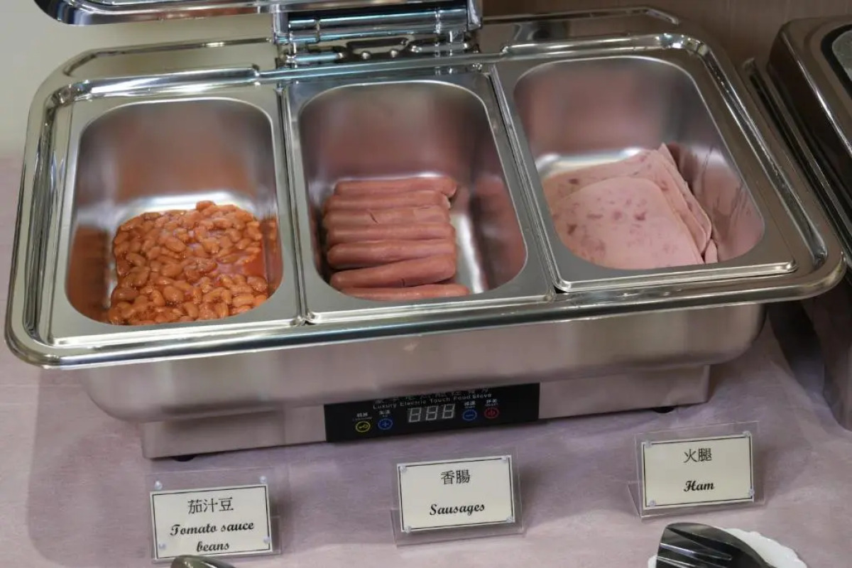 The new is Woody House hotel.