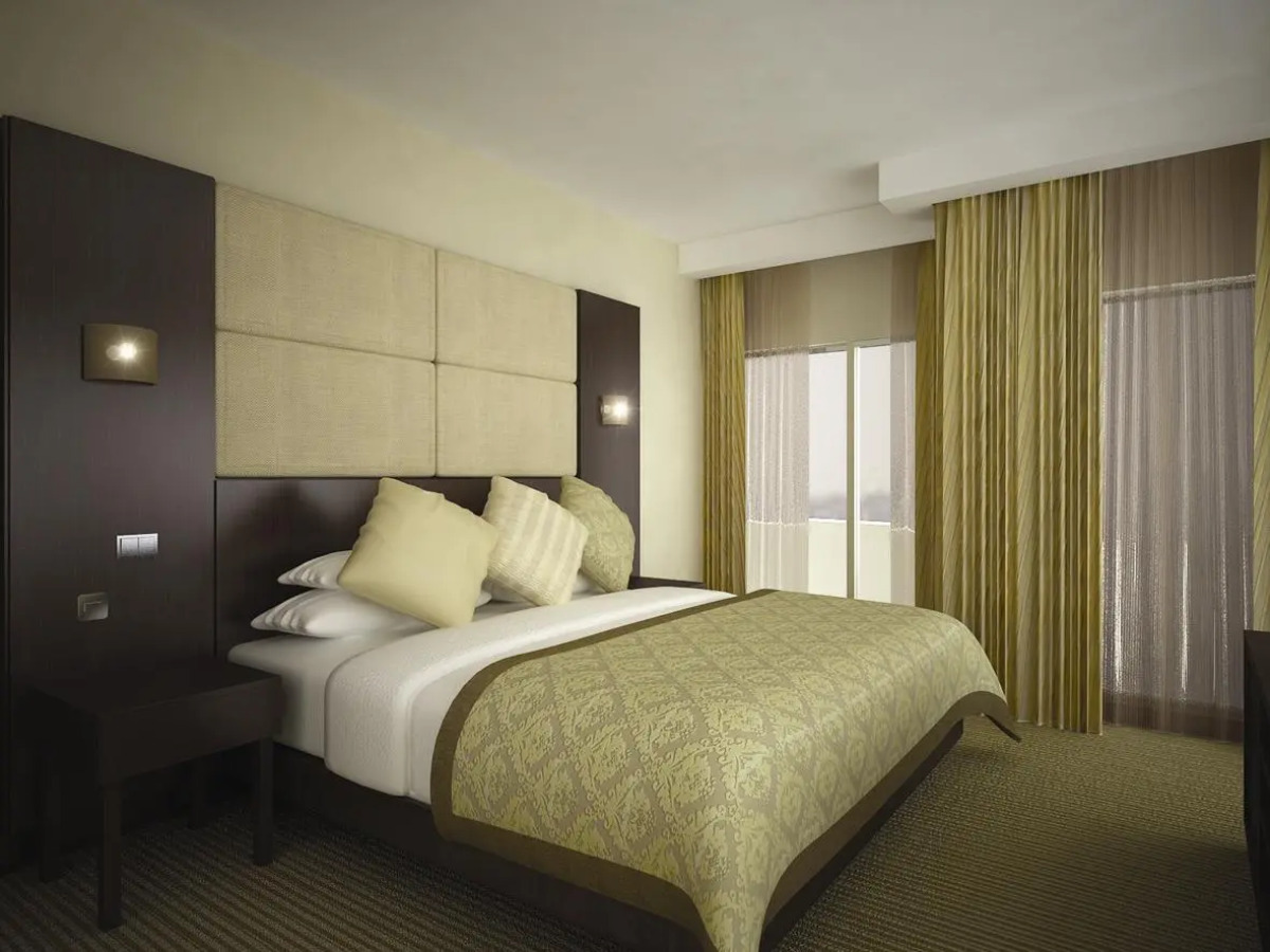 Mövenpick Jumeirah Lakes Towers Hotel