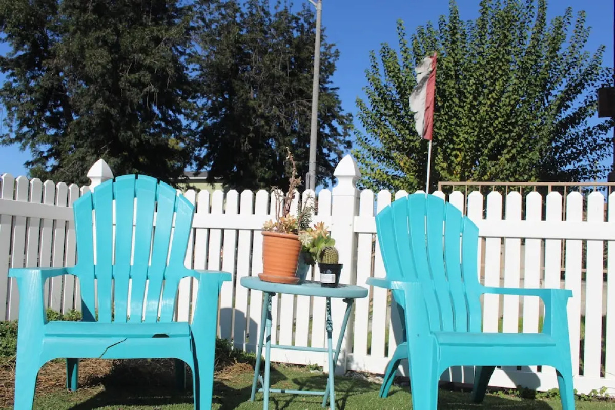 Magic USC Medical School House