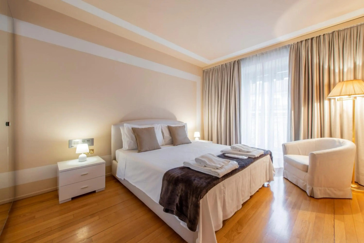 Milan Royal Suites & Luxury Apartments