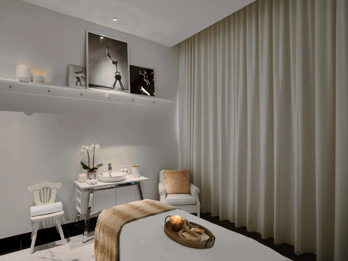 Отель Dua Miami Brickell, An Autograph Collection Hotel