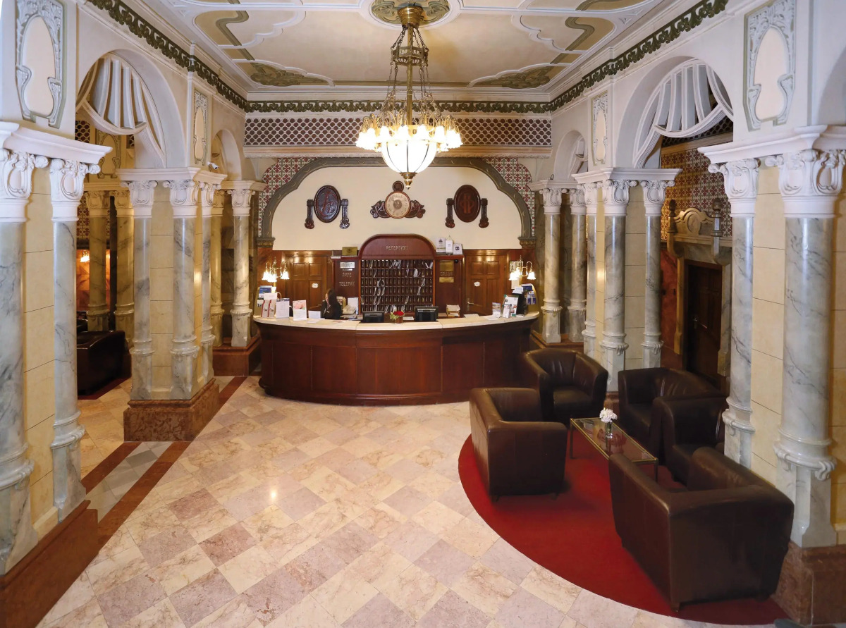 Palatinus Grand Hotel