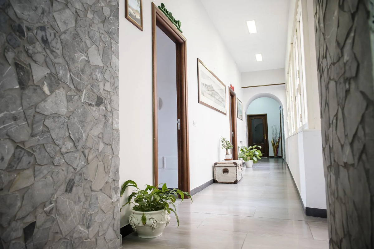 Le 4 Stagioni Dante H Napoli Centro