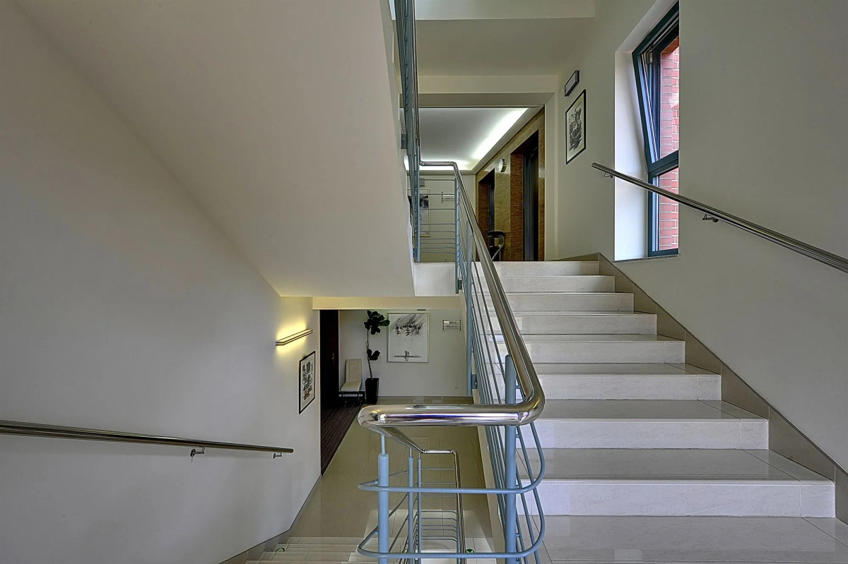 St. Joseph ROYAL REGENT