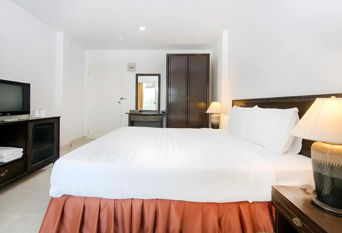 The Phoenix Hotel Bangkok