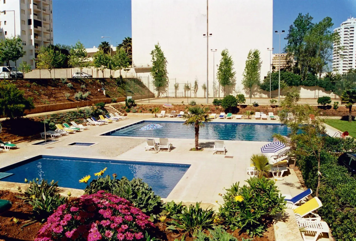 Apartamentos Jardins da Rocha