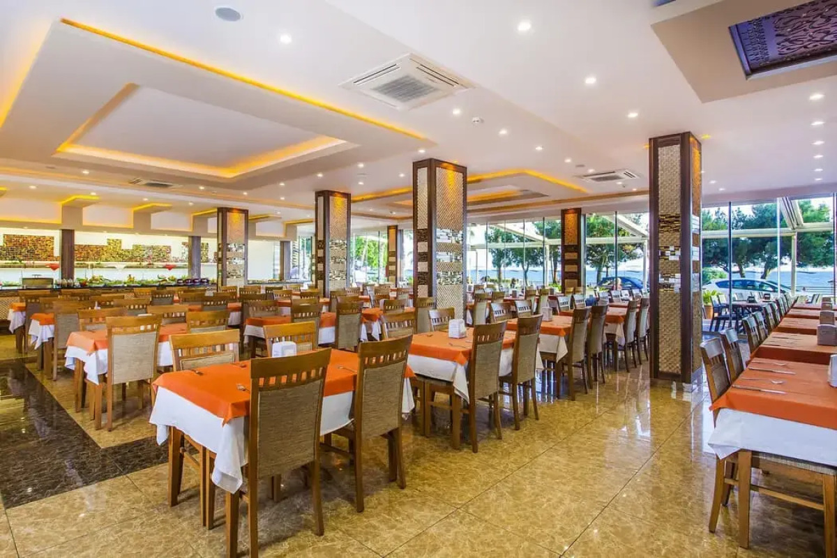 Kleopatra Ada Beach Hotel