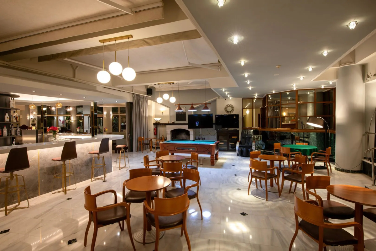 Hydramis Palace Beach Resort