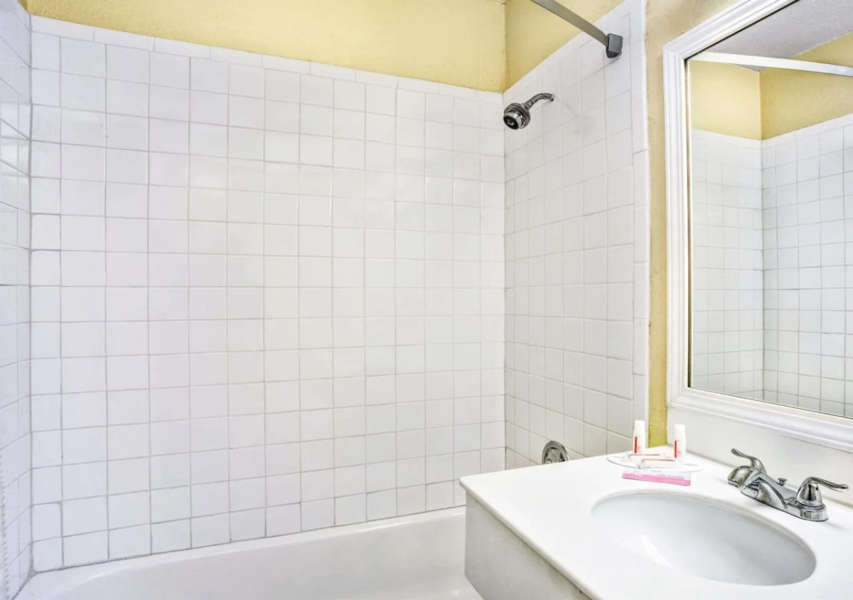 Travelodge Center Strip