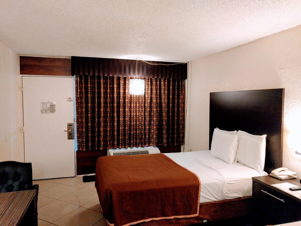 Red Carpet Inn Airport and Cruise Port Hotel Fort Lauderdale