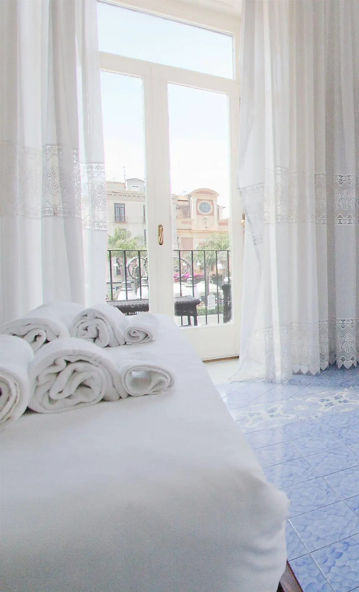Piazza Tasso B&B