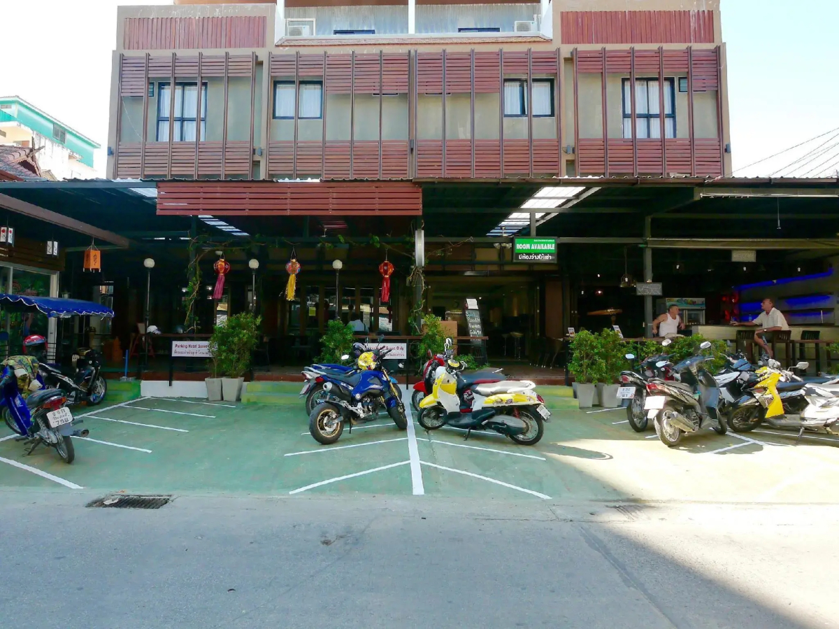 Basic Line Hotel at Loikroh