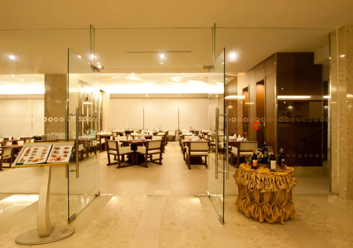 Grand Jomtien Palace Hotel