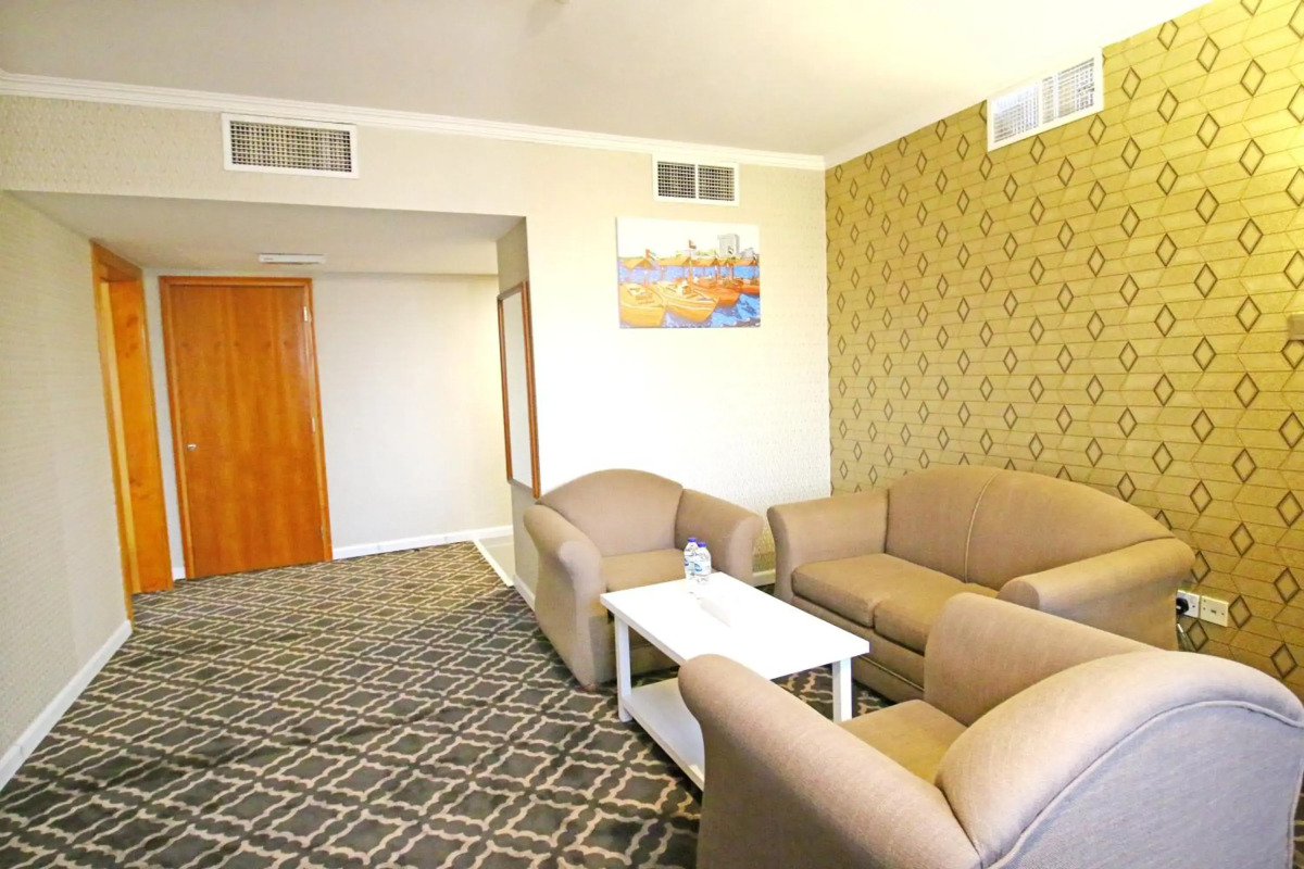 Отель The George Hotel