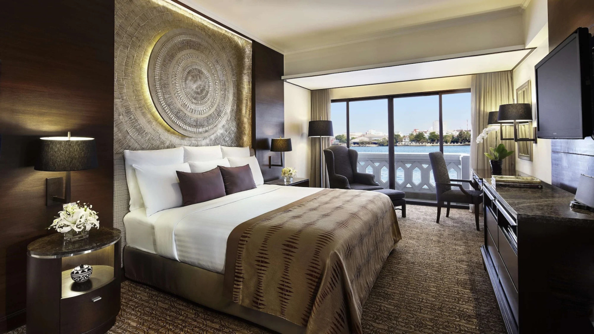 Anantara Riverside Bangkok Resort