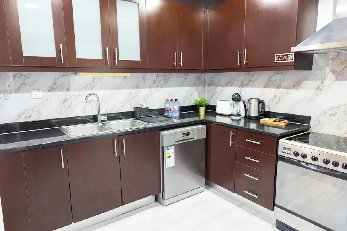 HAPPY SEASON I Amwaj apartment