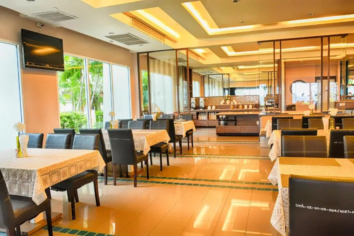 Seapine Beach Golf and Resort Hua Hin