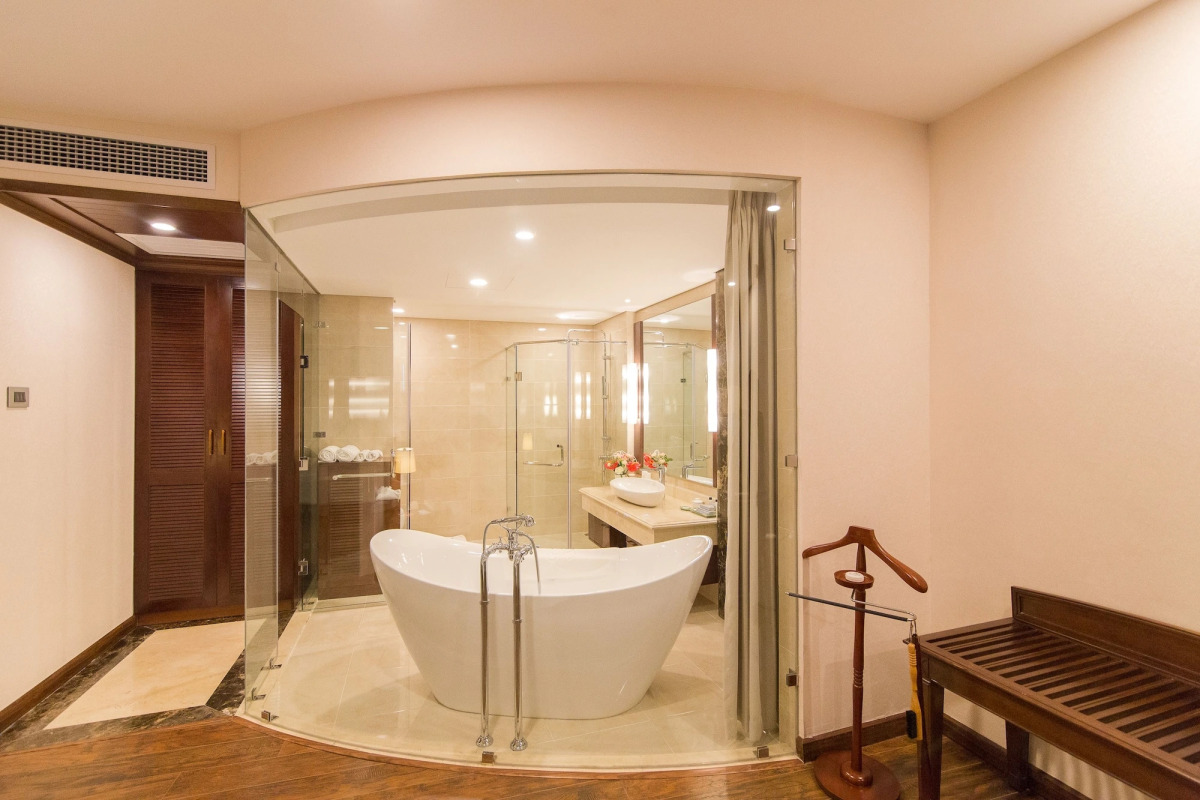 Sai Gon Ha Long Hotel