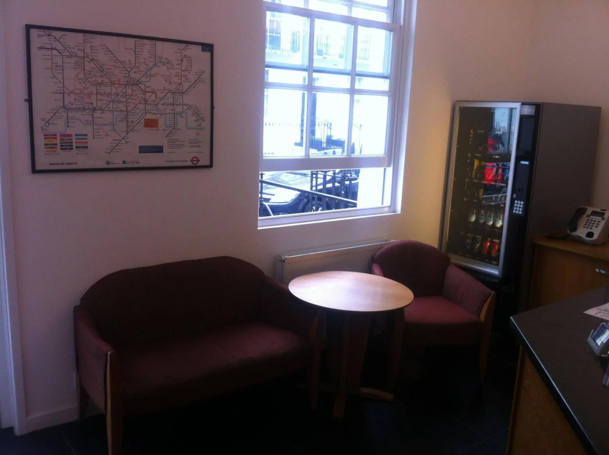 Colliers Hotel