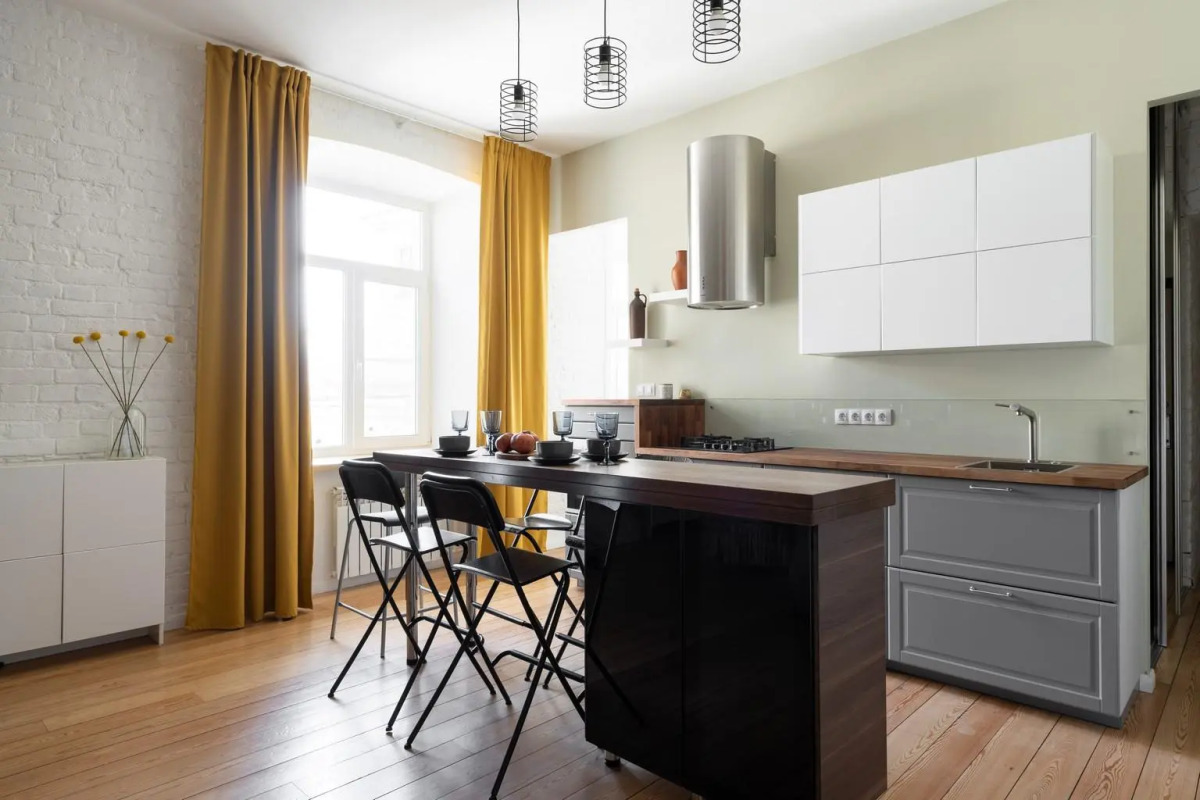 Рядом с Эрмитажем