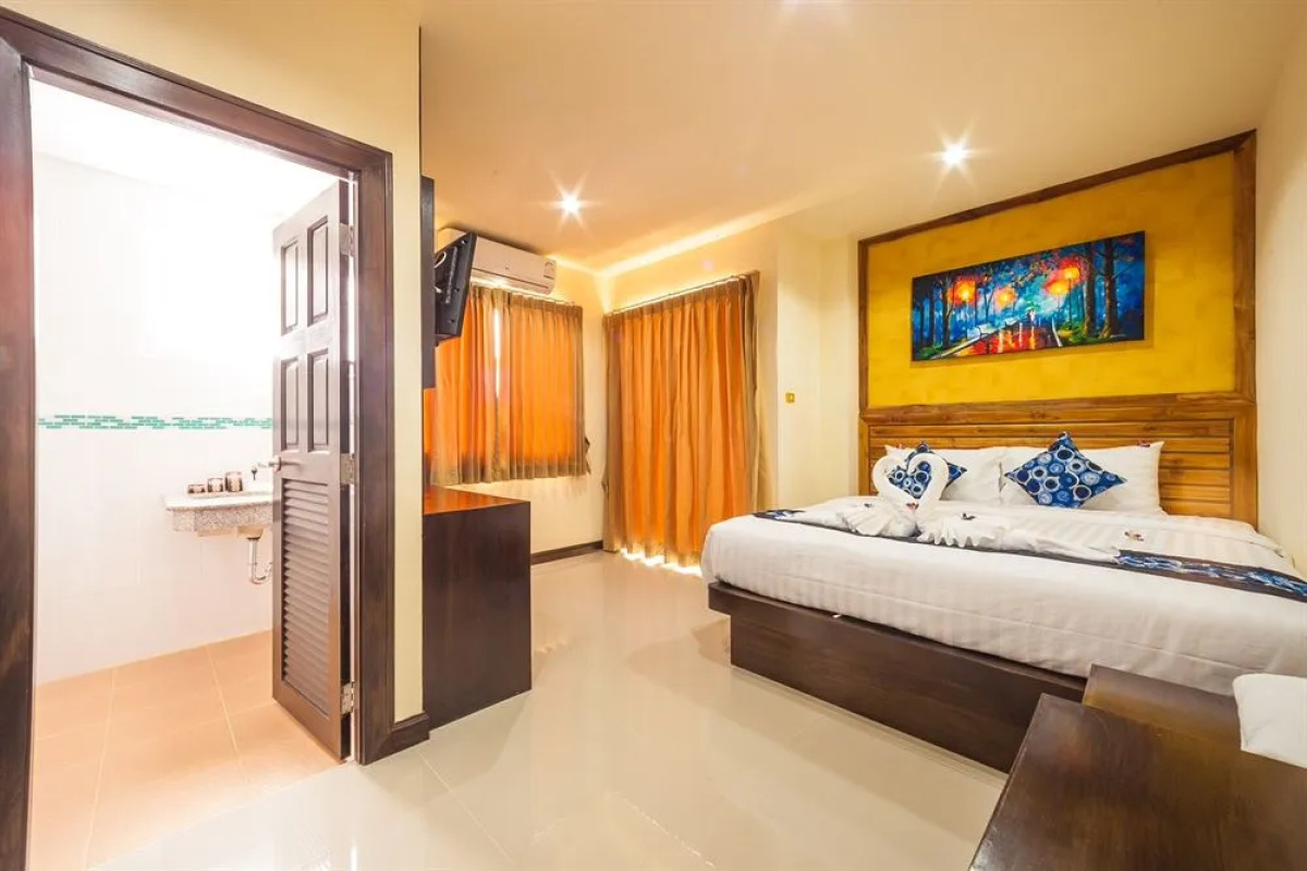 Million Patong Beach Resort