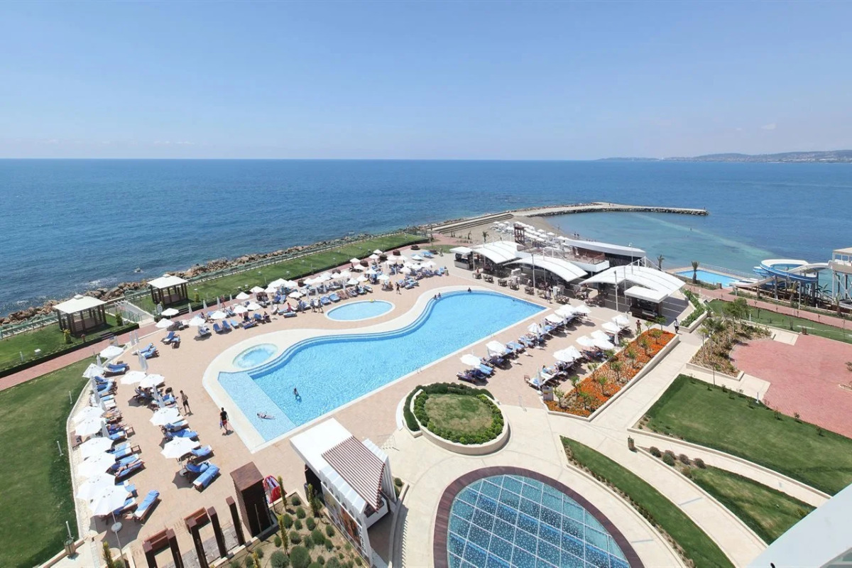 Gold Island Selected Hotel