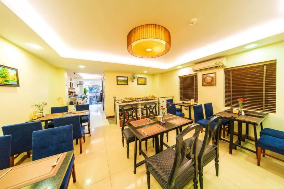 Golden Legend Diamond Hotel	