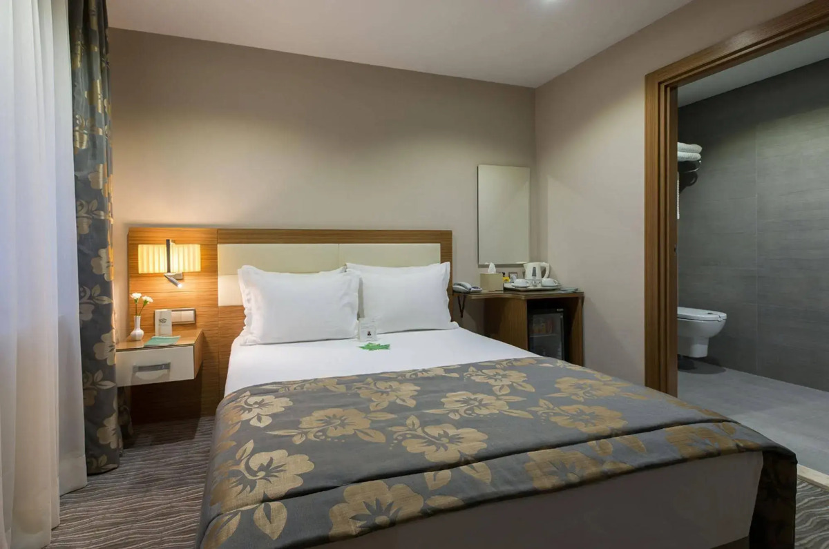 Yasmak Comfort Hotel