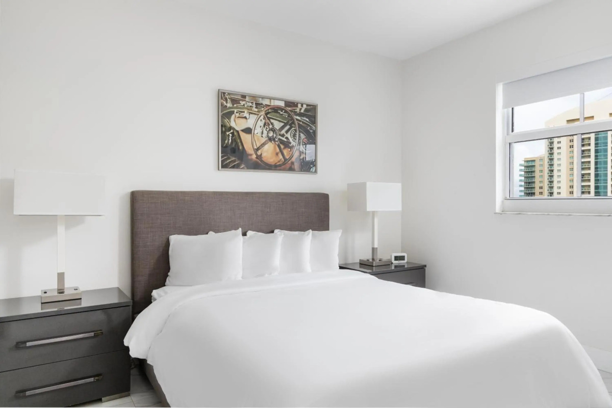 Fortune House Hotel Suites