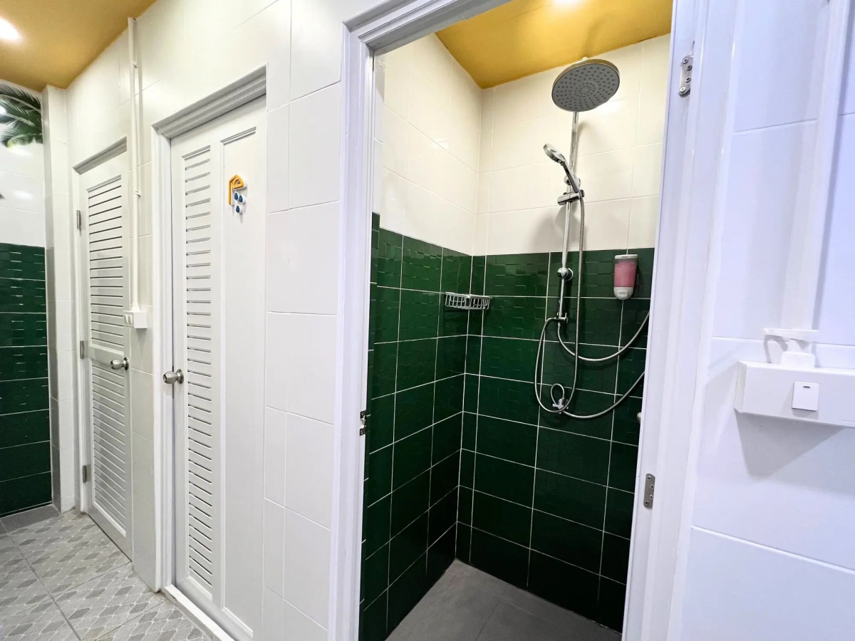 Sleepy Station - Hostel